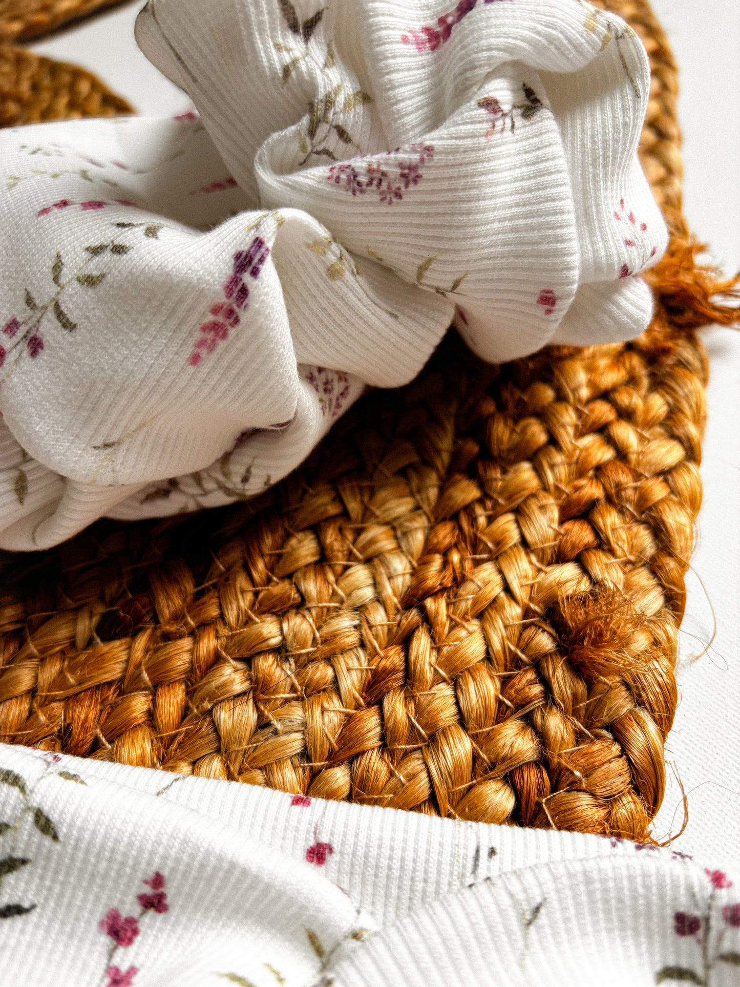 Žebrovaná čelenka Flowers