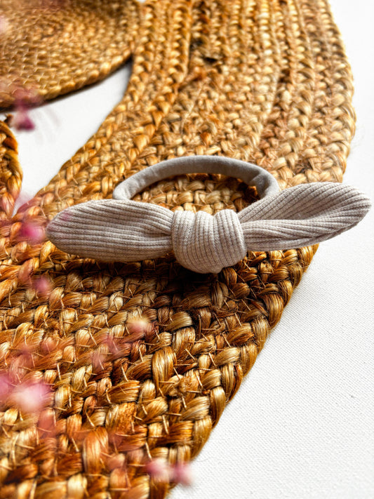 Newborn čelenka Beige