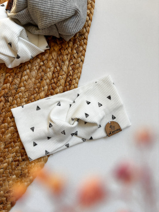 Žebrovaná čelenka White