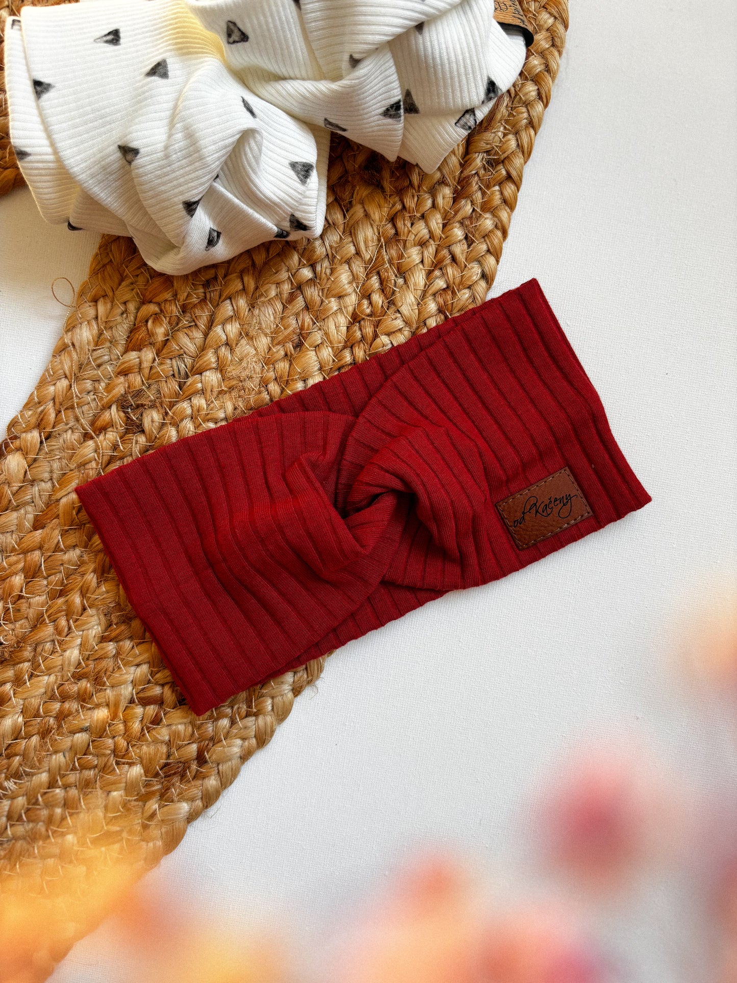 Žebrovaná čelenka Bordo