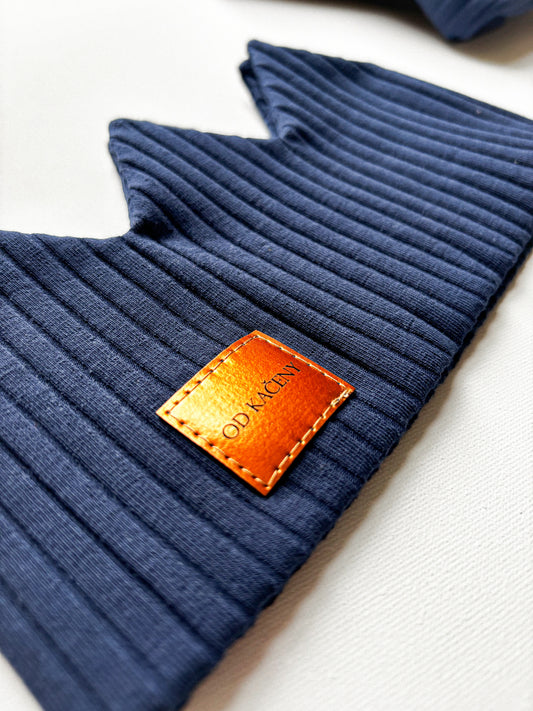 Žebrovaná korunka Navy