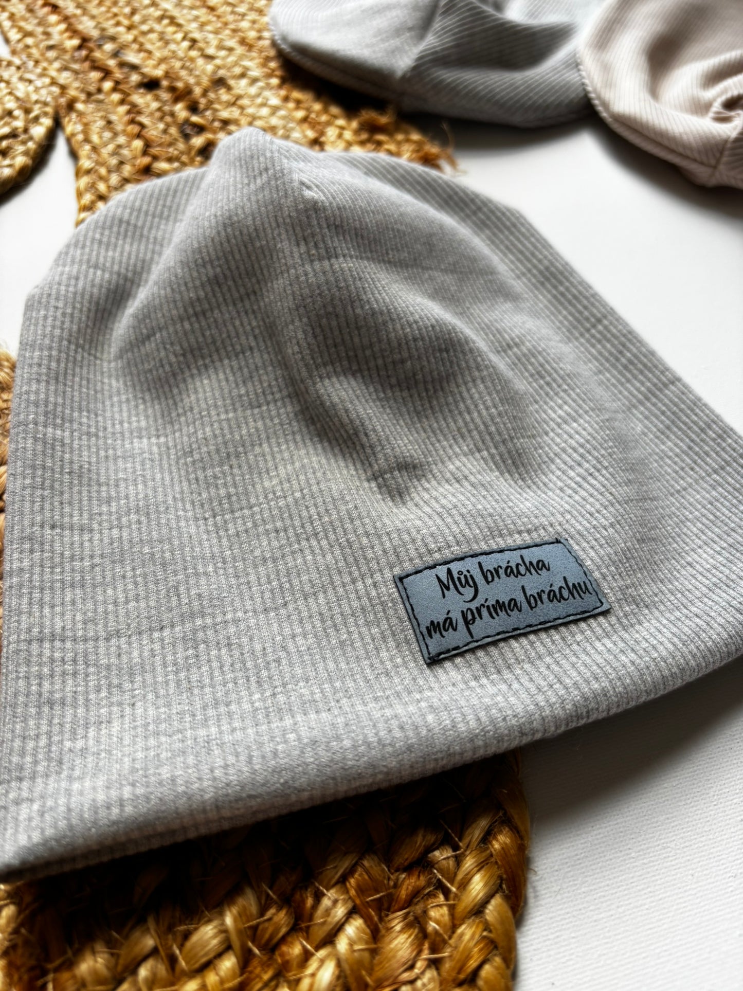 Žebrovaná čepice Grey Bráchové