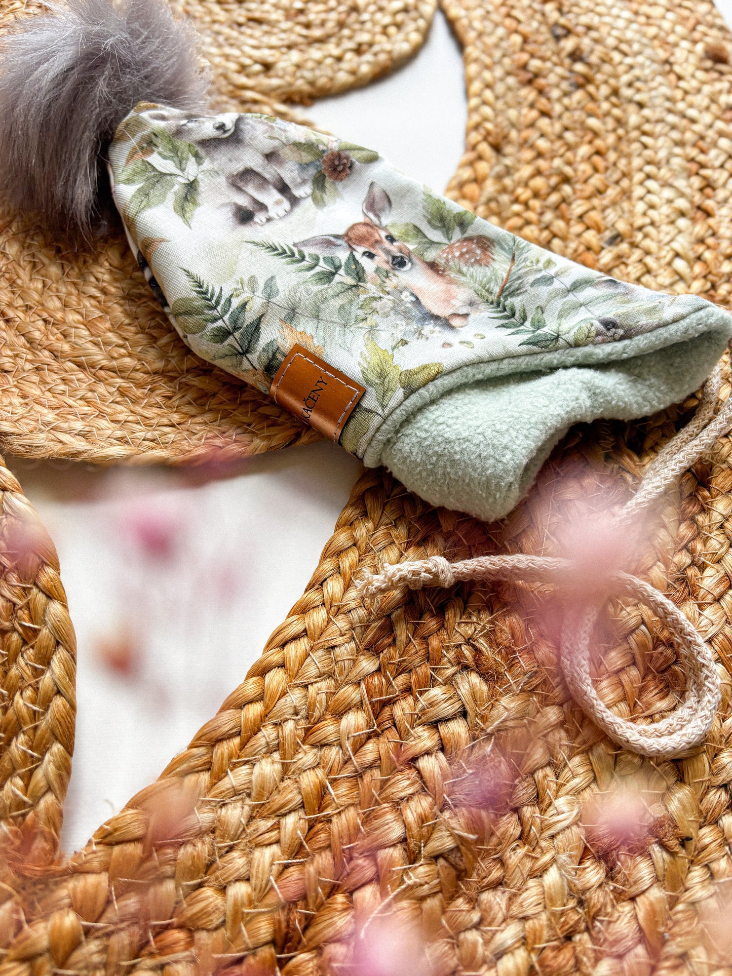 Ušanka se šnůrkami Forrest